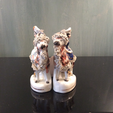 Load image into Gallery viewer, Pair of Staffordshire Figures